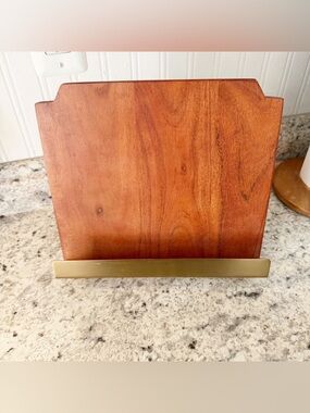Hearth & Hand with Magnolia solid wood book stand